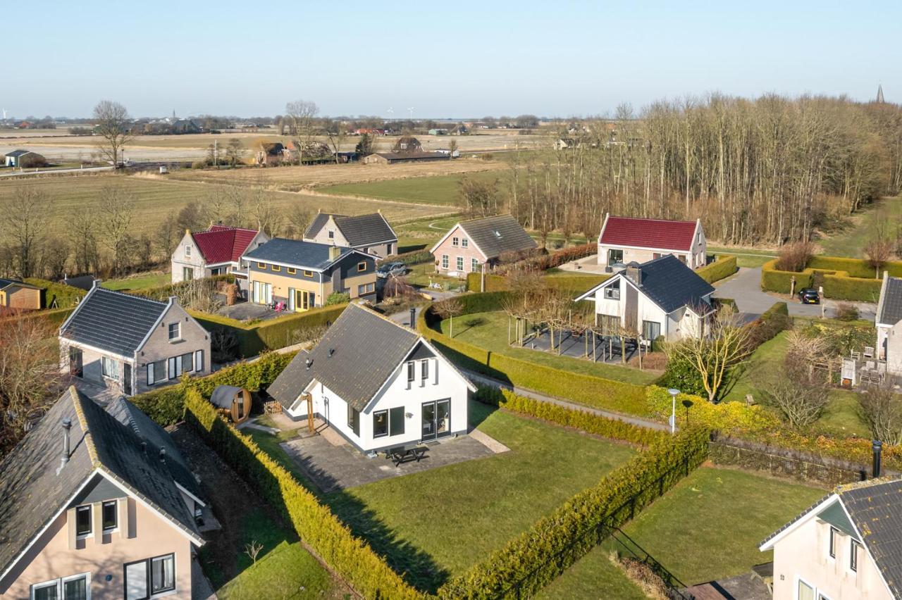 Villa The Frisian Beach House met Scandinavische barrel sauna Tzummarum Exterior foto