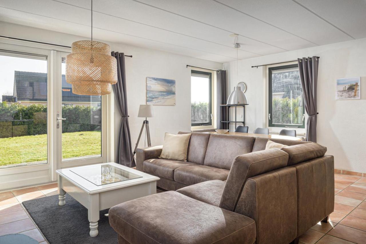 Villa The Frisian Beach House met Scandinavische barrel sauna Tzummarum Exterior foto